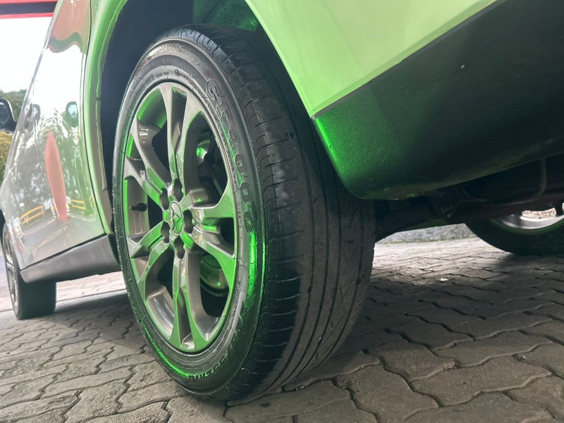 OUTLANDER 2.0 16V GASOLINA 4P AUTOMÁTICO - 2015 - TRêS COROAS