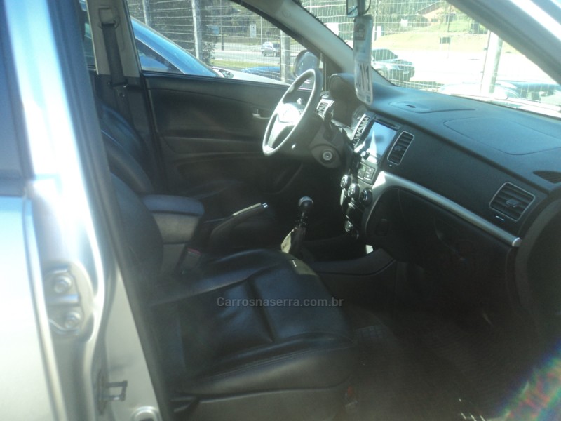 KORANDO 2.0 GLS 4X4 16V TURBO DIESEL 4P MANUAL - 2011 - FARROUPILHA