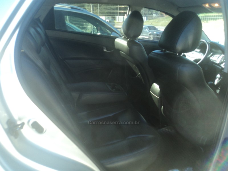 KORANDO 2.0 GLS 4X4 16V TURBO DIESEL 4P MANUAL - 2011 - FARROUPILHA
