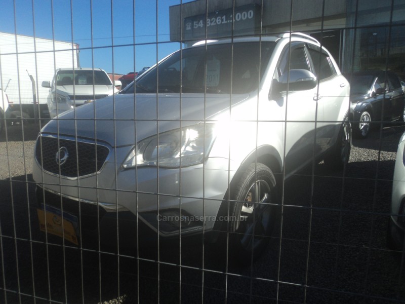 KORANDO 2.0 GLS 4X4 16V TURBO DIESEL 4P MANUAL - 2011 - FARROUPILHA
