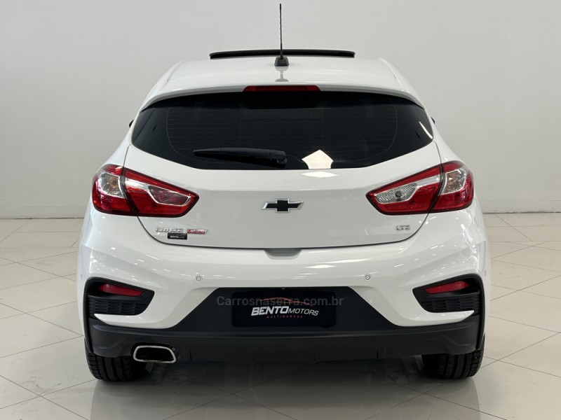 CRUZE 1.4 TURBO LTZ II SPORT HATCH 16V FLEX 4P AUTOMÁTICO - 2017 - BENTO GONçALVES