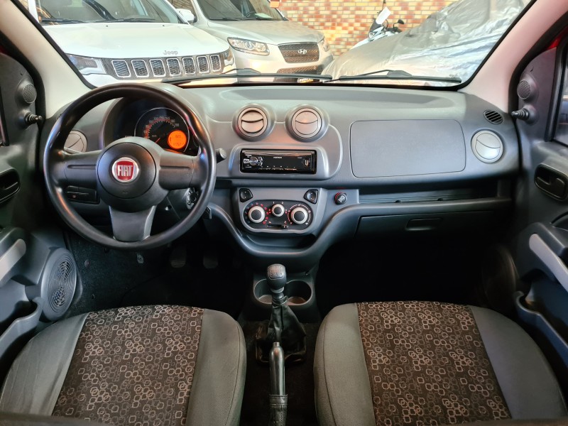 UNO 1.0 VIVACE 8V FLEX 4P MANUAL - 2012 - FARROUPILHA