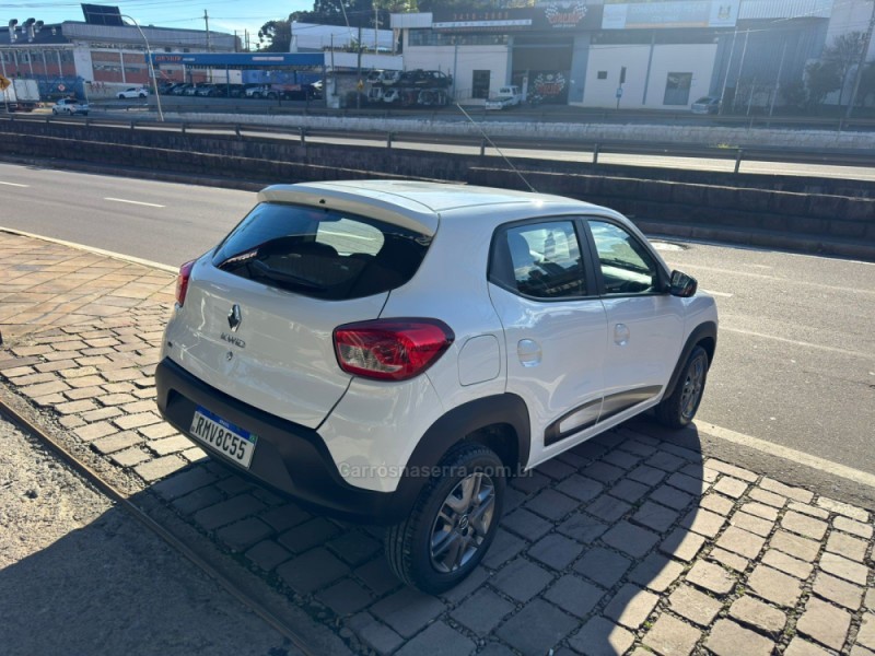 KWID 1.0 12V SCE FLEX INTENSE MANUAL - 2022 - CAXIAS DO SUL