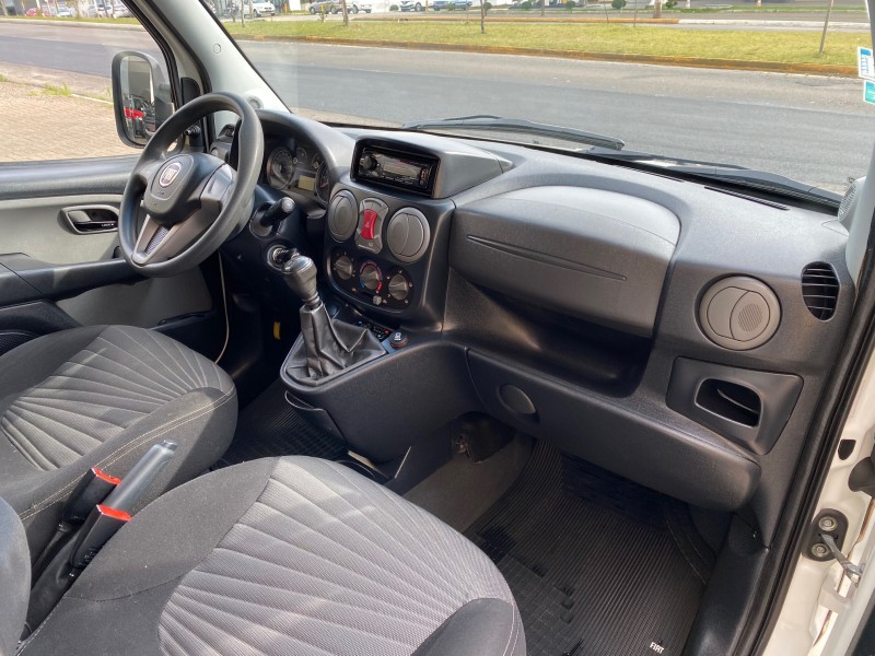 DOBLÓ 1.8 MPI ESSENCE 16V FLEX 4P MANUAL - 2015 - CAXIAS DO SUL