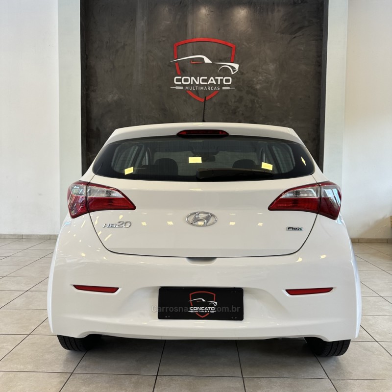 HB20 1.0 COMFORT 12V FLEX 4P MANUAL - 2014 - FARROUPILHA