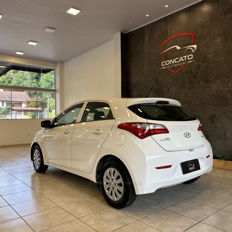 HB20 1.0 COMFORT 12V FLEX 4P MANUAL - 2014 - FARROUPILHA