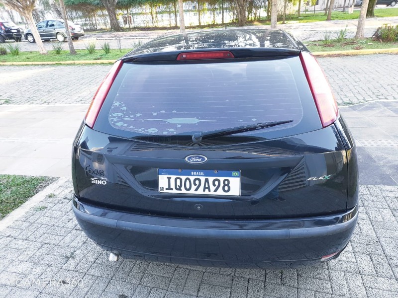 FOCUS 1.6 GL 8V FLEX 4P MANUAL - 2009 - FARROUPILHA