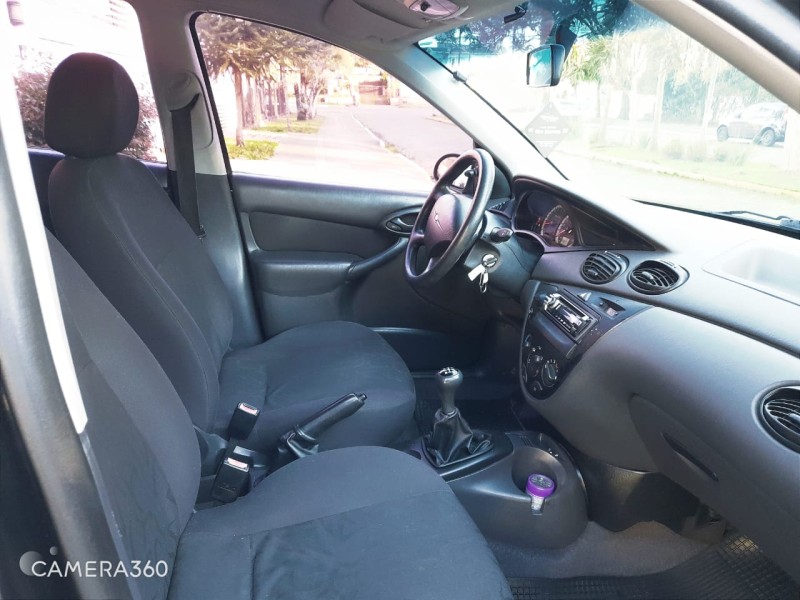 FOCUS 1.6 GL 8V FLEX 4P MANUAL - 2009 - FARROUPILHA