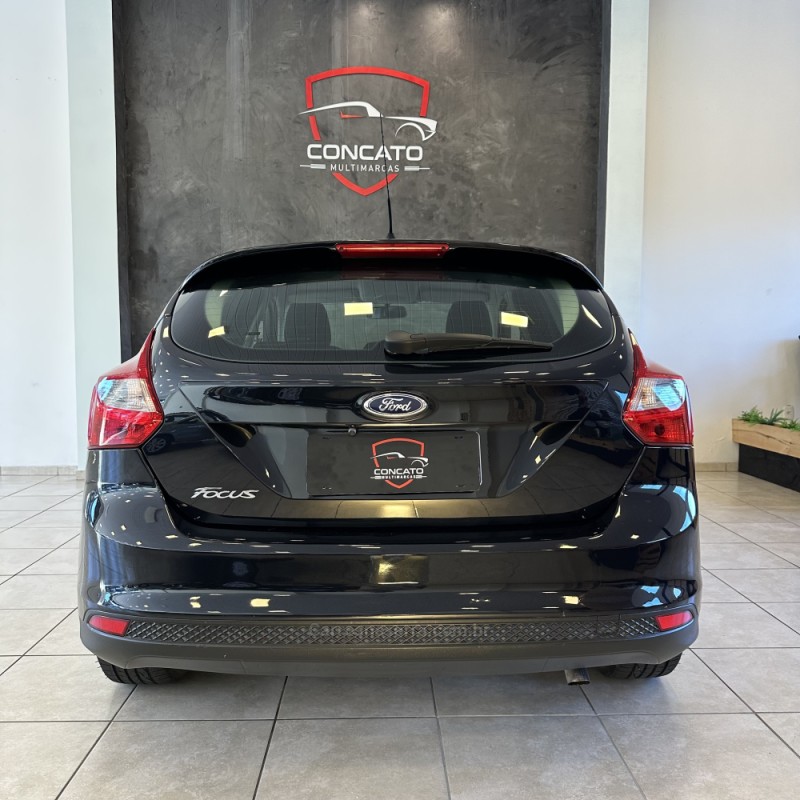 FOCUS 1.6 S 16V FLEX 4P MANUAL - 2015 - FARROUPILHA
