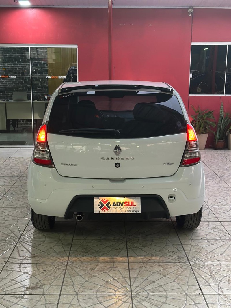 SANDERO 1.6 GT LINE LIMITED FLEX 4P MANUAL - 2014 - CAXIAS DO SUL