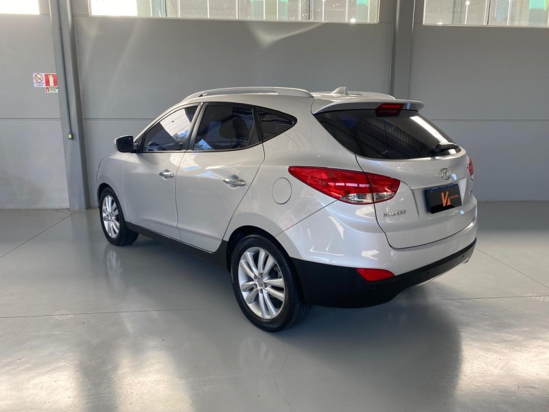 IX35 2.0 MPFI GLS 4X2 16V GASOLINA 4P AUTOMÁTICO - 2012 - CARLOS BARBOSA