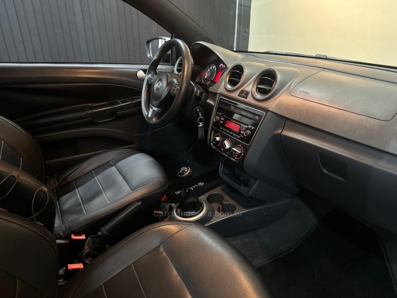 SAVEIRO 1.6 CROSS CE 8V FLEX 2P MANUAL - 2014 - NOVO HAMBURGO