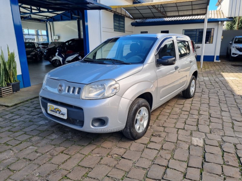 UNO 1.0 EVO WAY 8V FLEX 2P MANUAL - 2013 - VACARIA