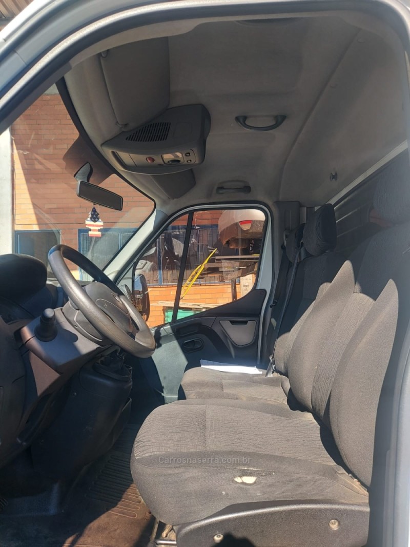 MASTER 2.3 DCI CHASSI CABINE L2H1 16V DIESEL 2P MANUAL - 2019 - BENTO GONçALVES