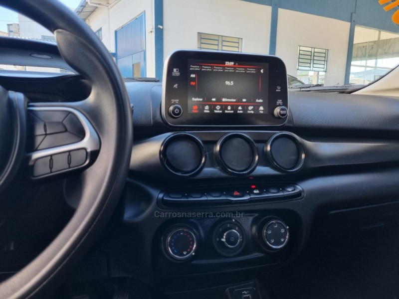 CRONOS 1.3 DRIVE 8V FLEX 4P MANUAL - 2021 - VACARIA