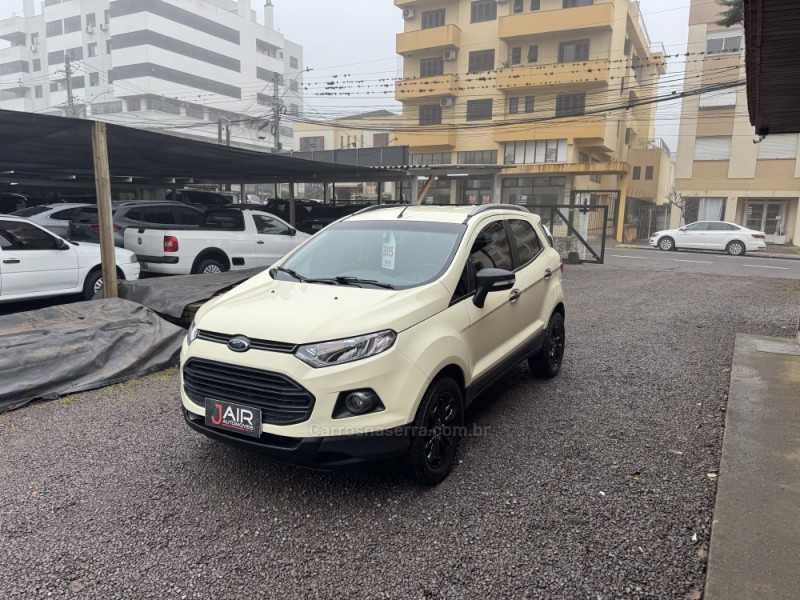 ECOSPORT 1.6 FREESTYLE 16V FLEX 4P MANUAL - 2015 - GARIBALDI