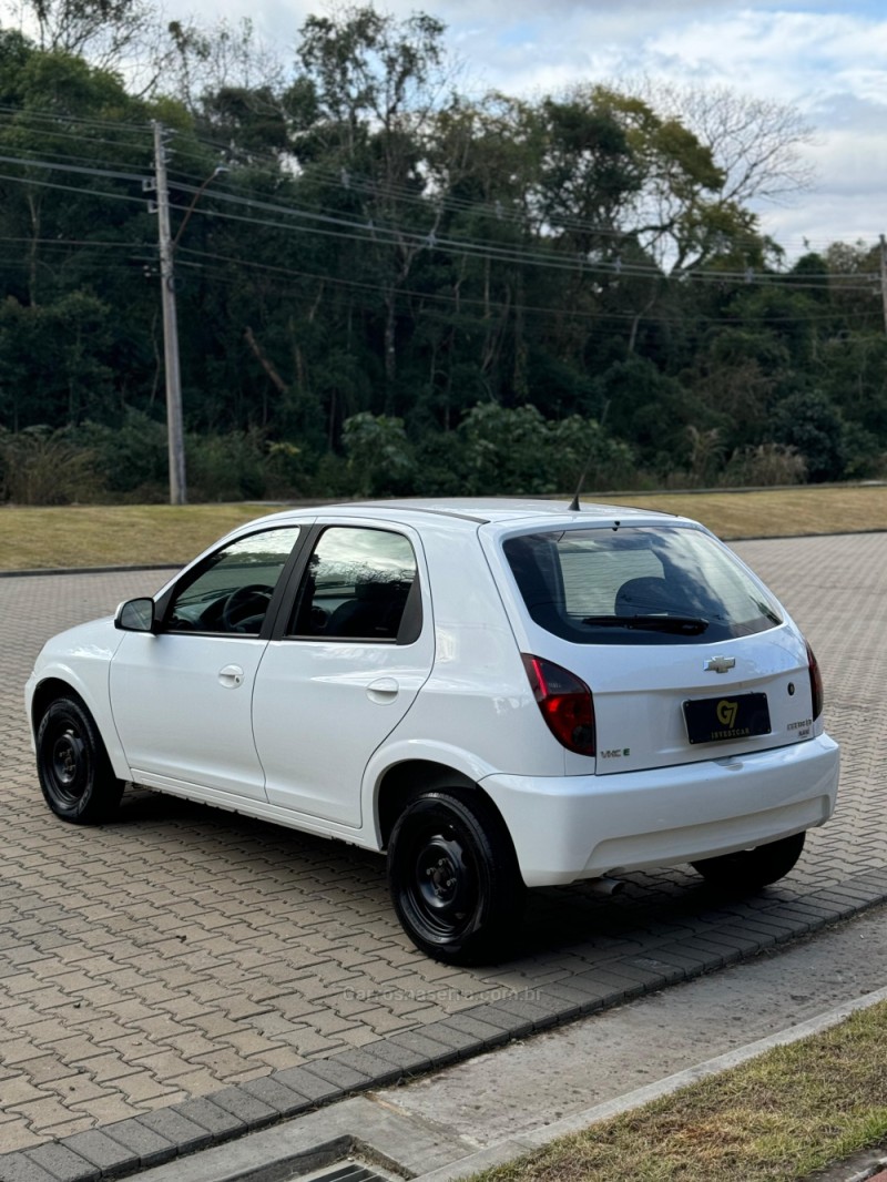 CELTA 1.0 MPFI SPIRIT 8V FLEX 4P MANUAL - 2014 - IVOTI