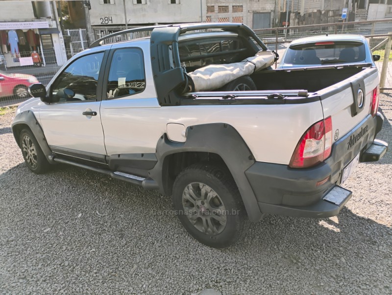 STRADA 1.8 MPI ADVENTURE CD 8V FLEX 2P MANUAL - 2012 - CAXIAS DO SUL
