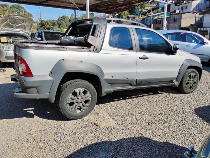 STRADA 1.8 MPI ADVENTURE CD 8V FLEX 2P MANUAL - 2012 - CAXIAS DO SUL