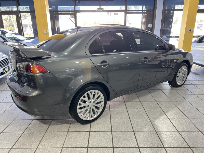 LANCER 2.0 HLE 16V GASOLINA 4P AUTOMÁTICO - 2017 - CAXIAS DO SUL