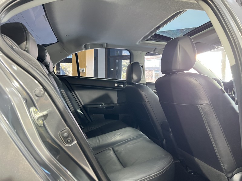 LANCER 2.0 HLE 16V GASOLINA 4P AUTOMÁTICO - 2017 - CAXIAS DO SUL