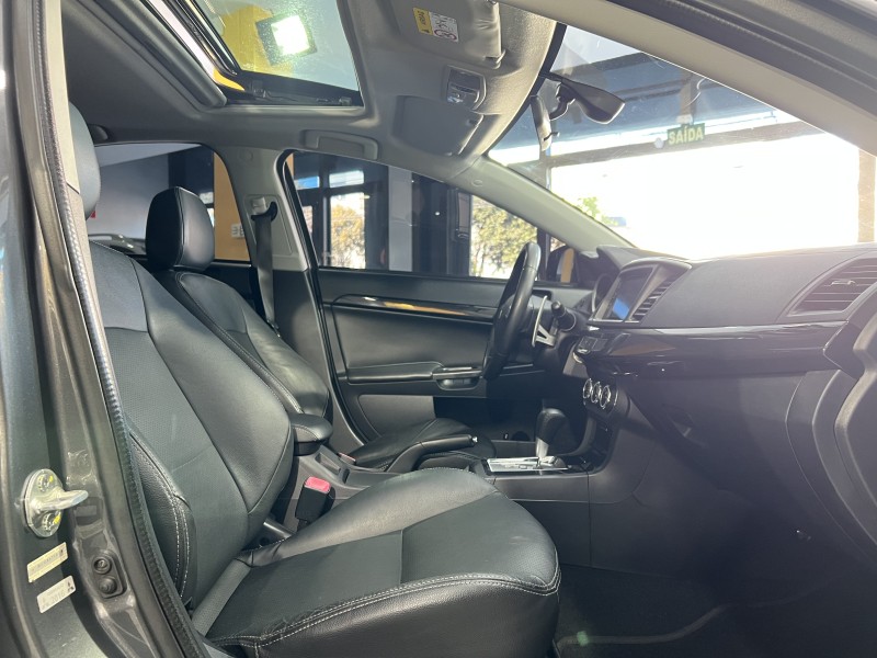 LANCER 2.0 HLE 16V GASOLINA 4P AUTOMÁTICO - 2017 - CAXIAS DO SUL