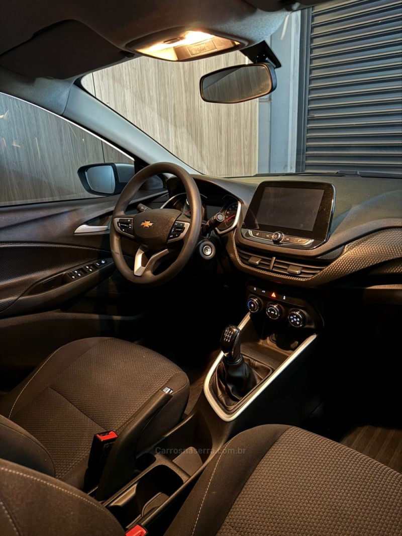 ONIX 1.0 LT 12V FLEX 4P MANUAL - 2023 - LAJEADO