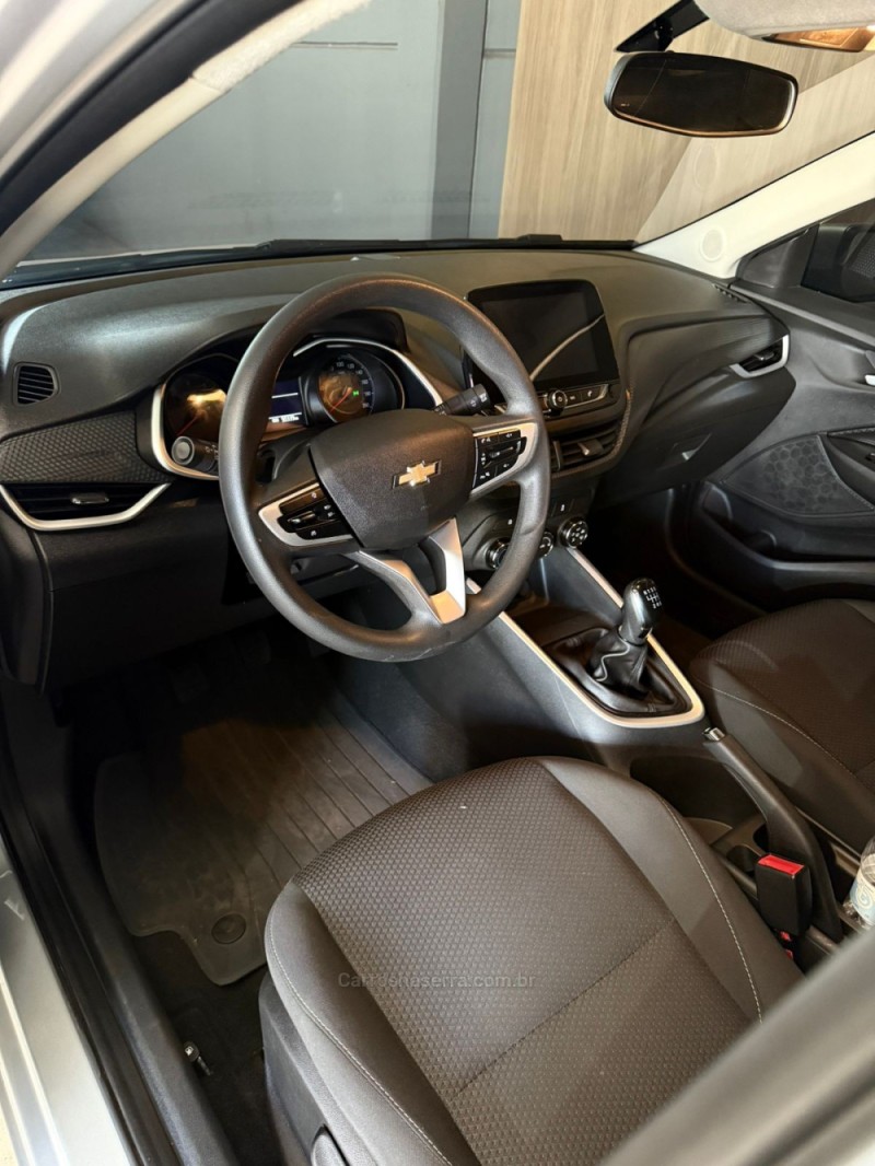 ONIX 1.0 LT 12V FLEX 4P MANUAL - 2023 - LAJEADO
