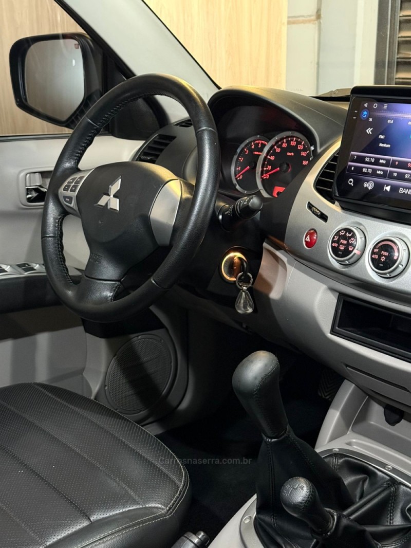 L200 TRITON 3.2 HPE 4X4 CD 16V TURBO INTERCOOLER DIESEL 4P MANUAL - 2013 - LAJEADO