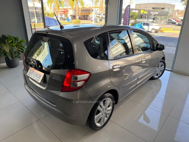 FIT 1.5 EX 16V FLEX 4P AUTOMÁTICO - 2011 - SãO LEOPOLDO