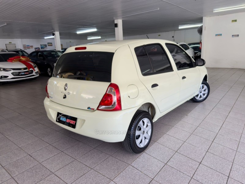 CLIO 1.0 EXPRESSION 16V FLEX 4P MANUAL - 2014 - NOVO HAMBURGO