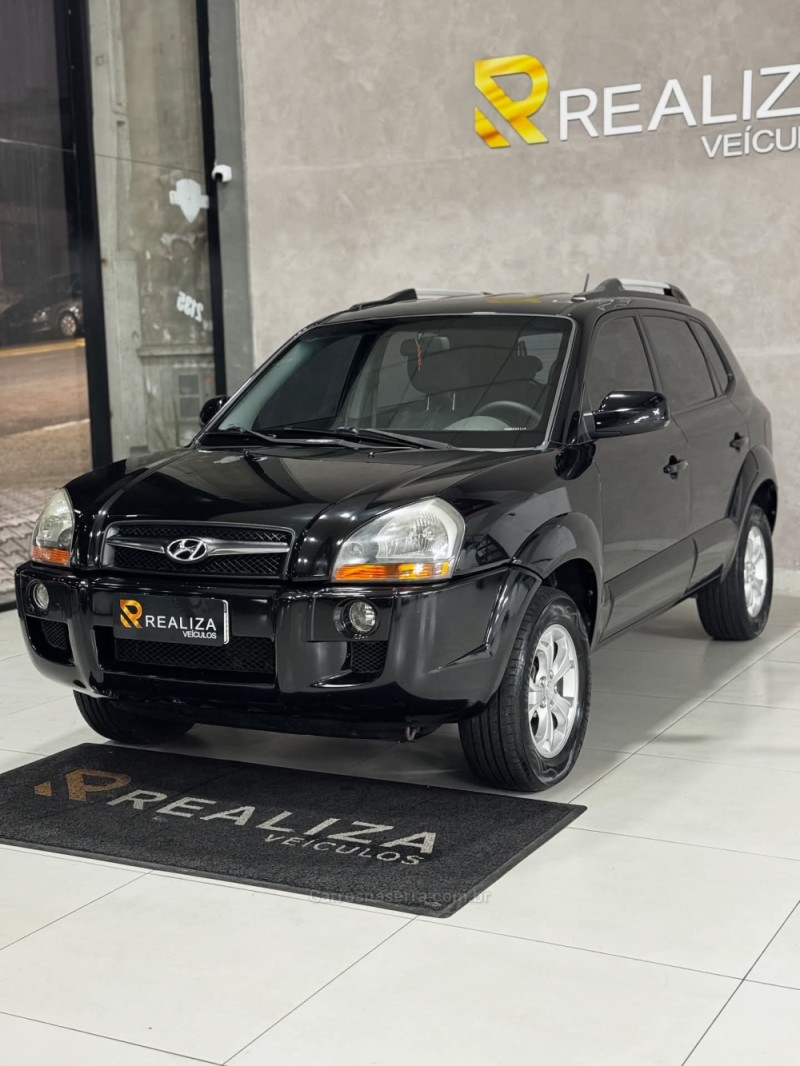 TUCSON 2.0 MPFI GLS 16V 143CV 2WD GASOLINA 4P AUTOMÁTICO - 2013 - SANTA CRUZ DO SUL