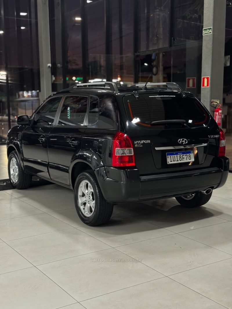 TUCSON 2.0 MPFI GLS 16V 143CV 2WD GASOLINA 4P AUTOMÁTICO - 2013 - SANTA CRUZ DO SUL