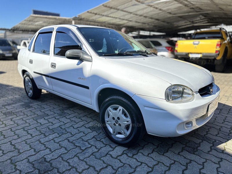 CORSA 1.0 MPFI CLASSIC SEDAN 8V GASOLINA 4P MANUAL