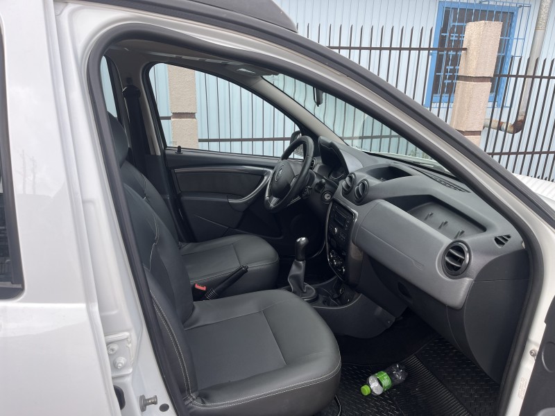 DUSTER 1.6 DYNAMIQUE 4X2 16V FLEX 4P MANUAL - 2013 - CAXIAS DO SUL