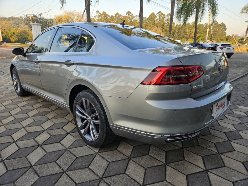 PASSAT 2.0 TSI HIGLHINE GASOLINA 4P AUTOMATIZADO - 2016 - BOM PRINCíPIO
