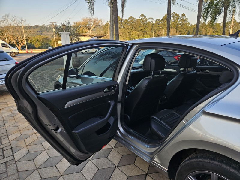 PASSAT 2.0 TSI HIGLHINE GASOLINA 4P AUTOMATIZADO - 2016 - BOM PRINCíPIO