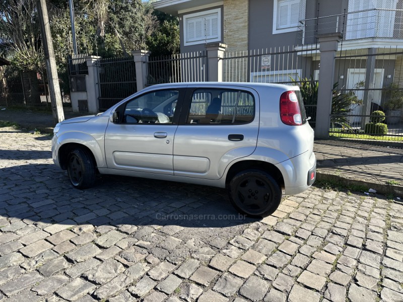 UNO 1.0 EVO VIVACE 8V FLEX 4P MANUAL - 2013 - CAXIAS DO SUL