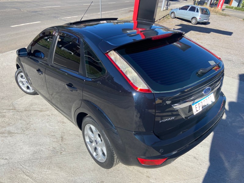 FOCUS 2.0 TITANIUM HATCH 16V FLEX 4P MANUAL - 2012 - CAXIAS DO SUL