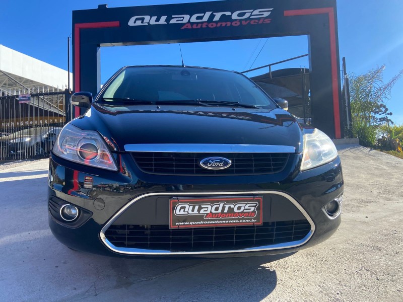 FOCUS 2.0 TITANIUM HATCH 16V FLEX 4P MANUAL - 2012 - CAXIAS DO SUL
