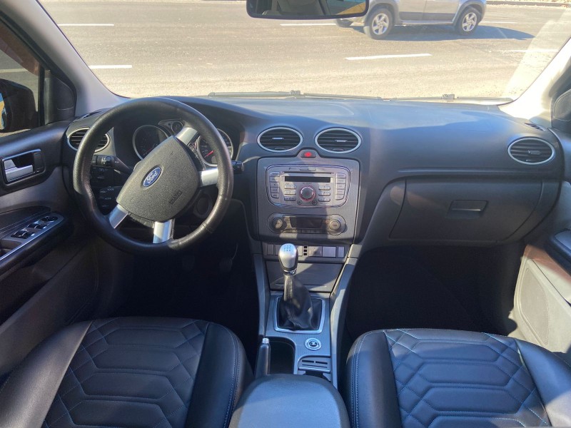 FOCUS 2.0 TITANIUM HATCH 16V FLEX 4P MANUAL - 2012 - CAXIAS DO SUL