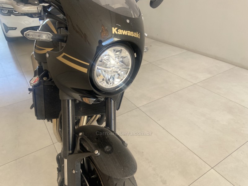 Z900 RS CAFÉ - 2023 - CANELA