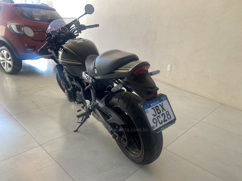 Z900 RS CAFÉ - 2023 - CANELA