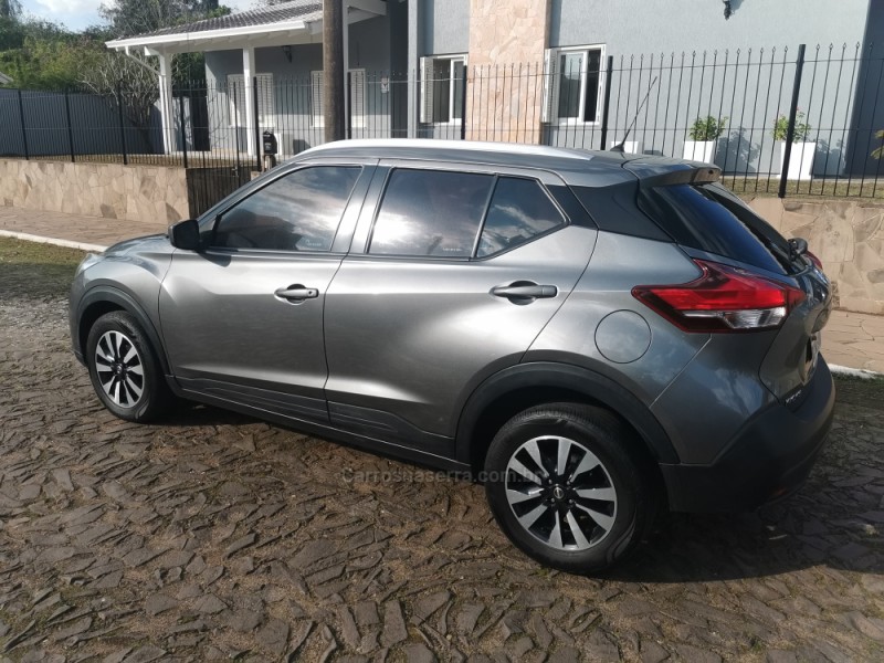 KICKS 1.6 16V FLEX S XTRONIC 4P AUTOMÁTICO - 2018 - SãO SEBASTIãO DO CAí