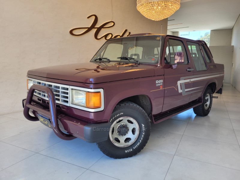 D20 4.0 CUSTOM S CD 8V DIESEL 2P MANUAL