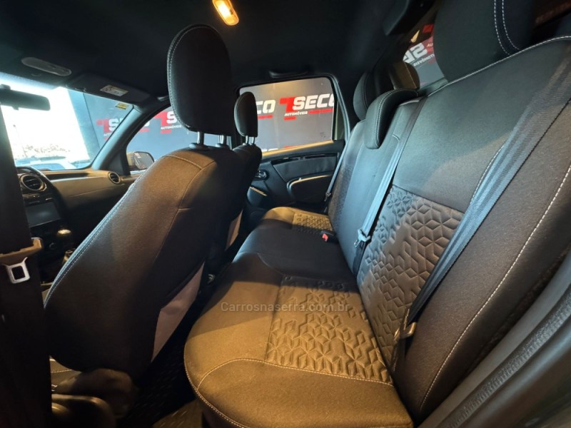 DUSTER OROCH 2.0 16V FLEX DYNAMIQUE 4P MANUAL - 2016 - PASSO FUNDO