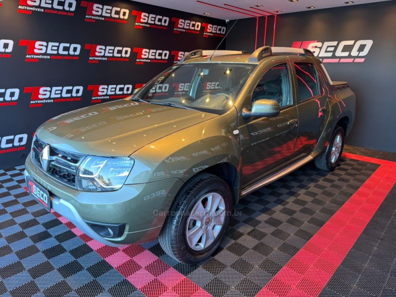DUSTER OROCH 2.0 16V FLEX DYNAMIQUE 4P MANUAL - 2016 - PASSO FUNDO