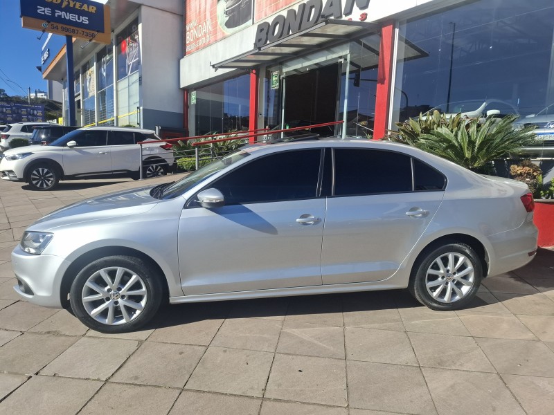 JETTA 2.0 COMFORTLINE FLEX 4P TIPTRONIC - 2013 - FARROUPILHA