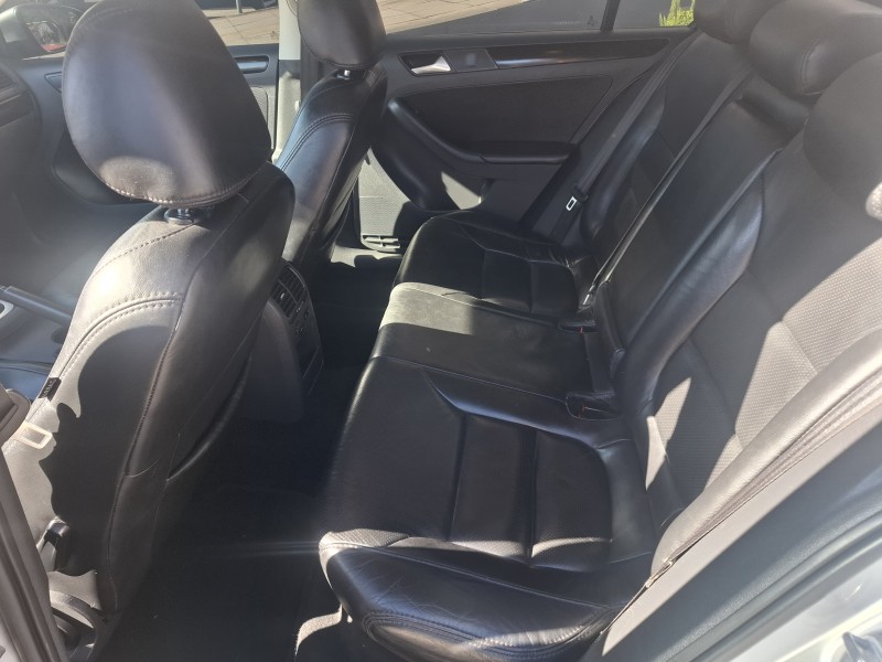 JETTA 2.0 COMFORTLINE FLEX 4P TIPTRONIC - 2013 - FARROUPILHA