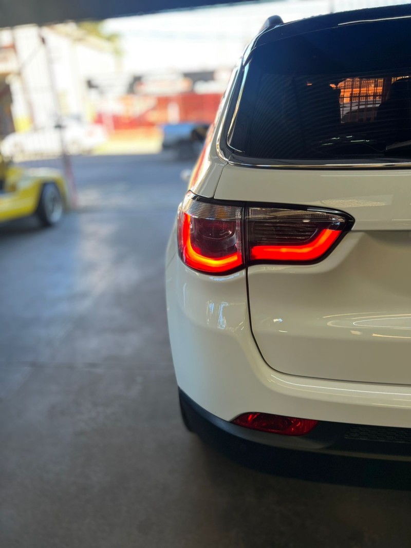 COMPASS 2.0 16V FLEX LIMITED AUTOMÁTICO - 2018 - CAXIAS DO SUL